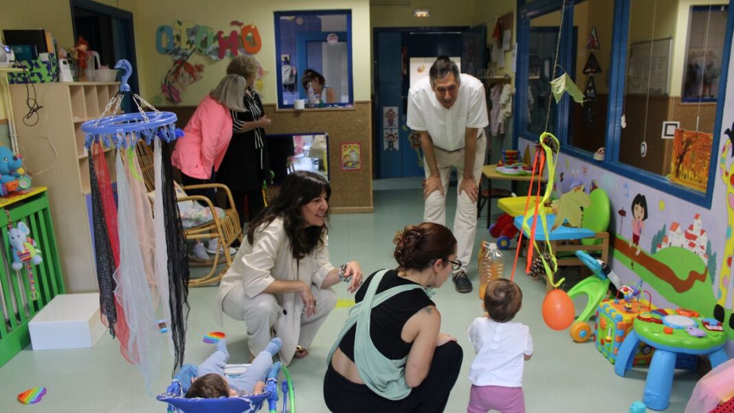 blanca fernandez visita escuela infantil alfonso x 01