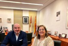 delegado de sandiad con la alacaldesa de villarrubia de los ojos