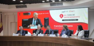 inauguracion del xiv foro de emprendimiento con representantes institucionales en ciudad real