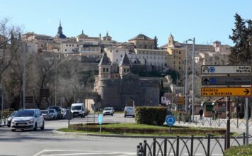 toledo aplica cortes de trafico en zocodover y varias avenidas por la procesion de la virgen de la estrella y la carrera contra la ela