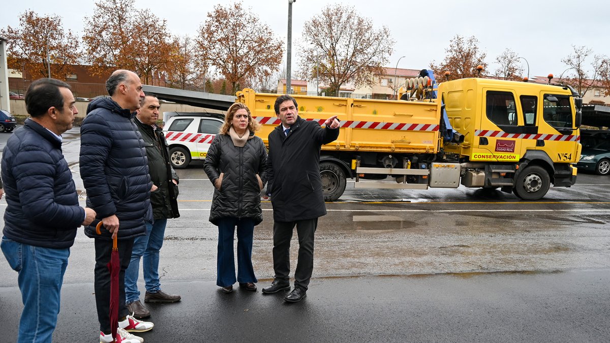 fef106ea8df9a928ec3c8277bd5dd950 2 xl