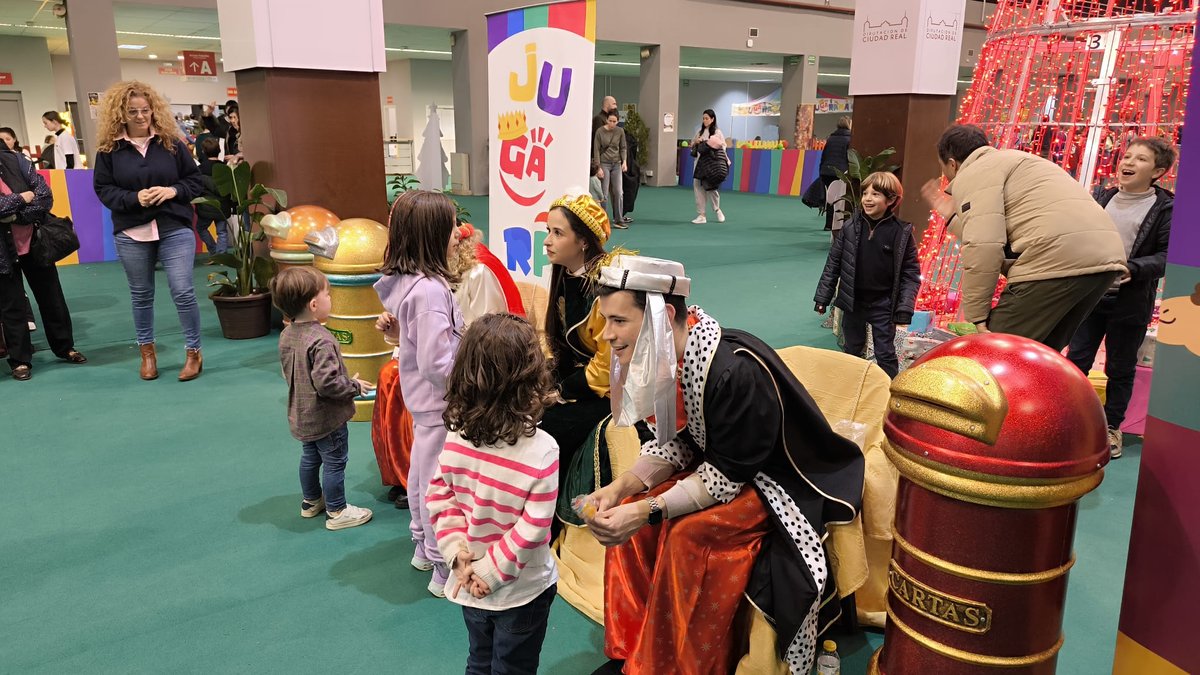 los pajes reales visitan por primera vez jugarama