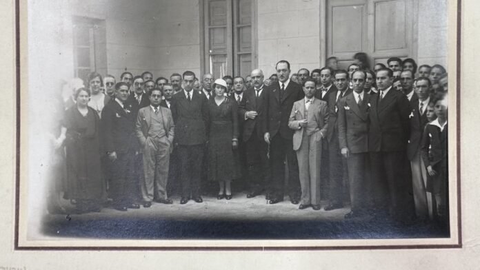 fotografia del acto inaugural del instituto 23 de octubre de 1932