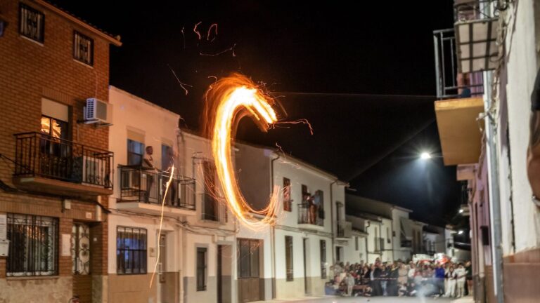 alamillo judas y munecas 10