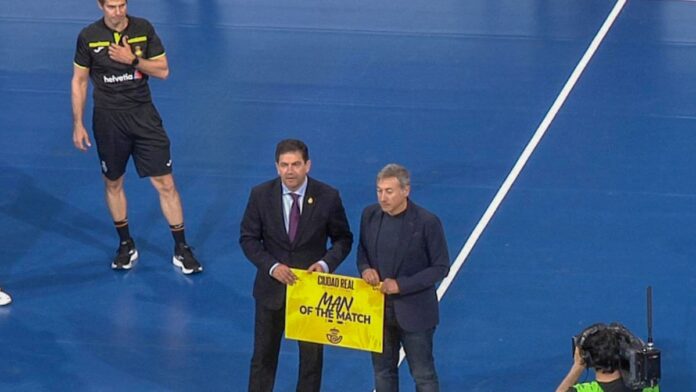 f2851e884400cd8e353fa0a2234a2e66 2 xl