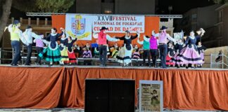 Daimiel celebra su Festival Nacional de Folklore asociacion folclorica virgen de las cruces de daimiel