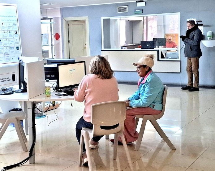 Puntos de Inclusión Digital de Puertollano donde desarrollarán su labor los tres monitores seleccionados. Puntos de Inclusión Digital de Puertollano donde desarrollarán su labor los tres monitores seleccionados.