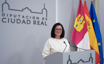 Rocío Zarco durante la presentación de los acuerdos de la Diputación de Ciudad Real sobre las nuevas líneas de subvenciones.