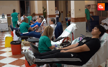 Jornada especial de donación de sangre en el antiguo Casino de Ciudad Real con puestos de atención a donantes.