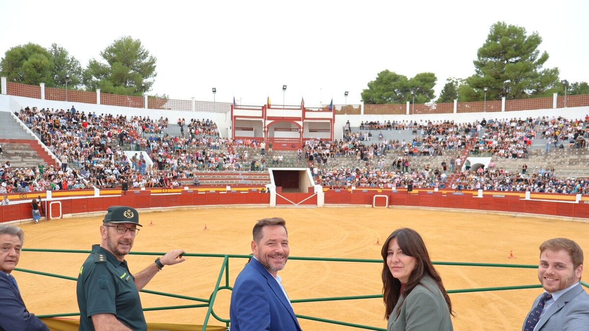 Blanca Fernández en exhibición medios Guardia Civil 1