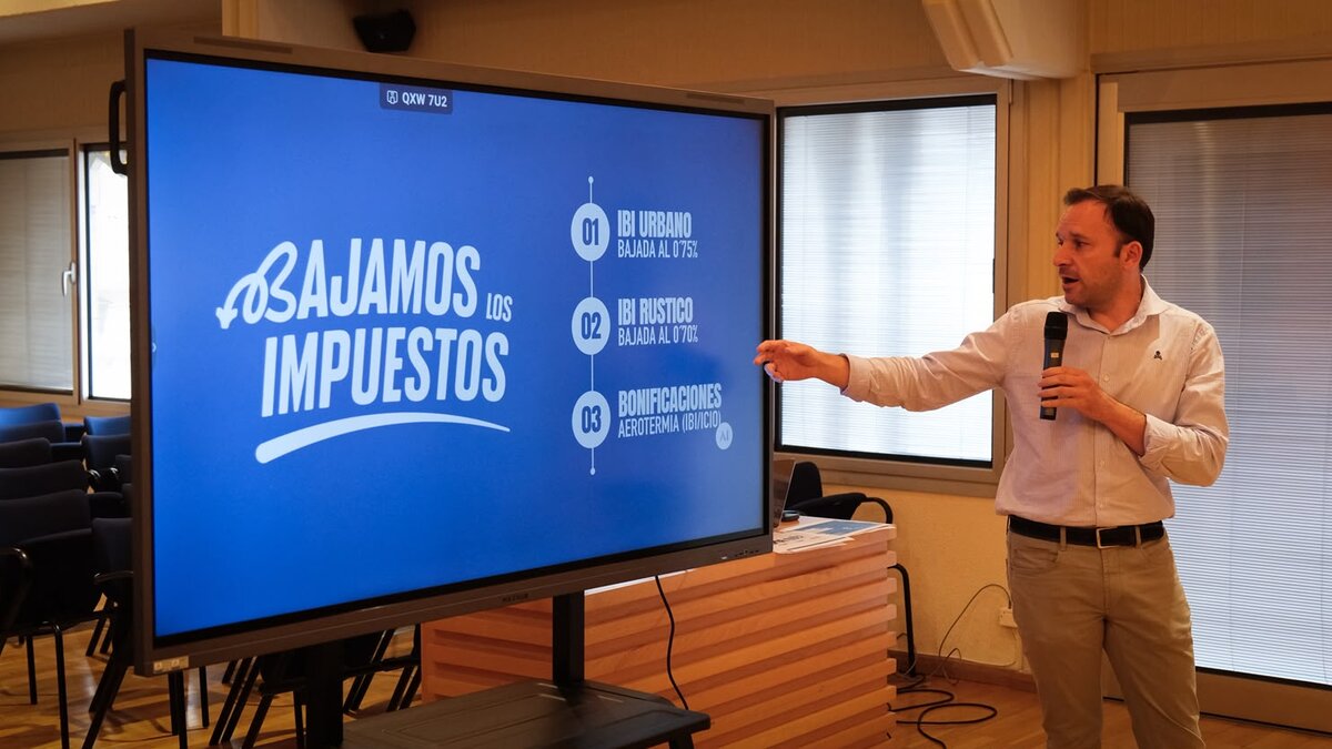 Guillermo Arroyo durante la sesión del Consejo de Ciudad de Ciudad Real sobre las ordenanzas fiscales.