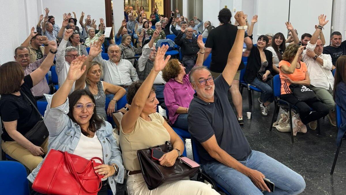 14.10.26 Foto Asamblea