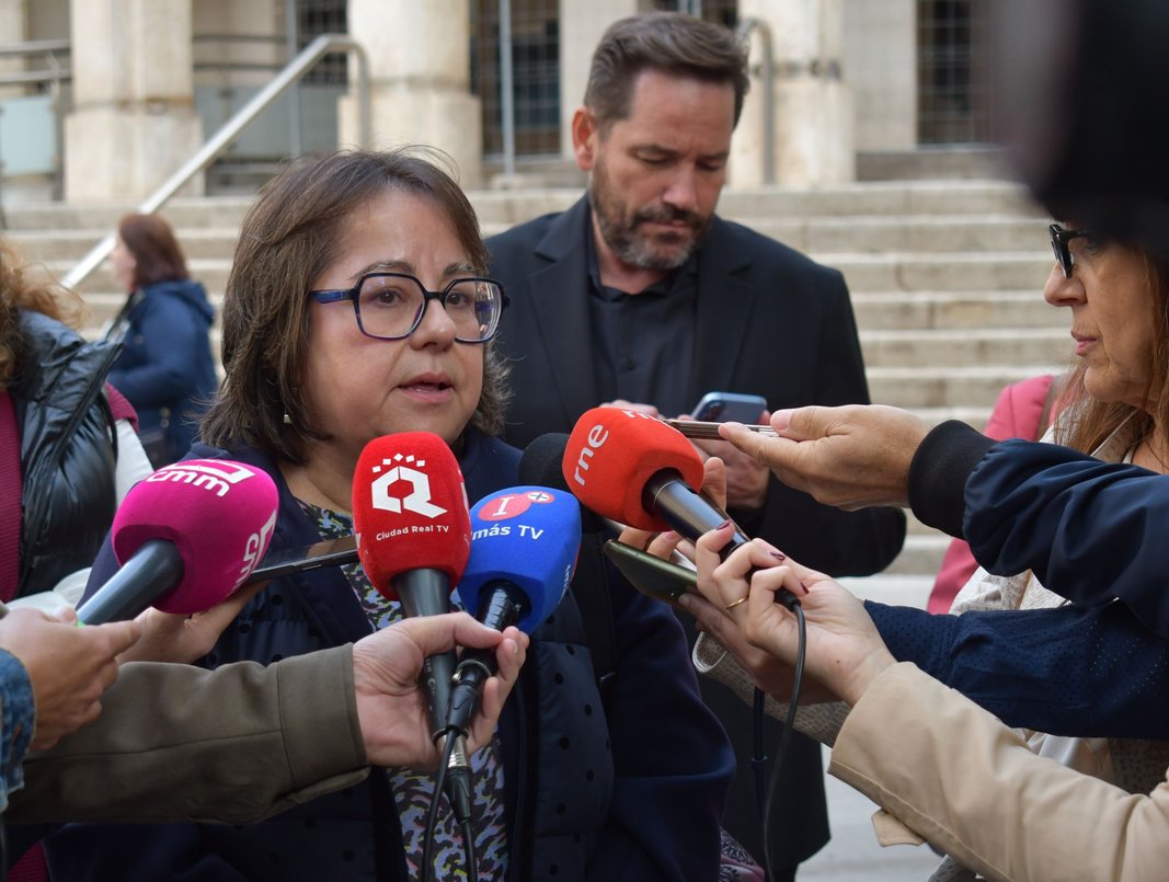 Manuela Nieto-Márquez, delegada provincial de Igualdad, durante una intervención sobre la financiación del Plan Corresponsables en Ciudad Real.