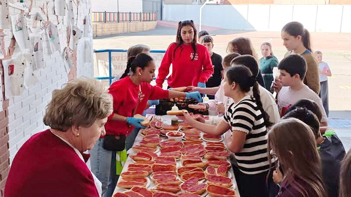 Desayuno saludable en el CEIP 'Rodríguez Marín'