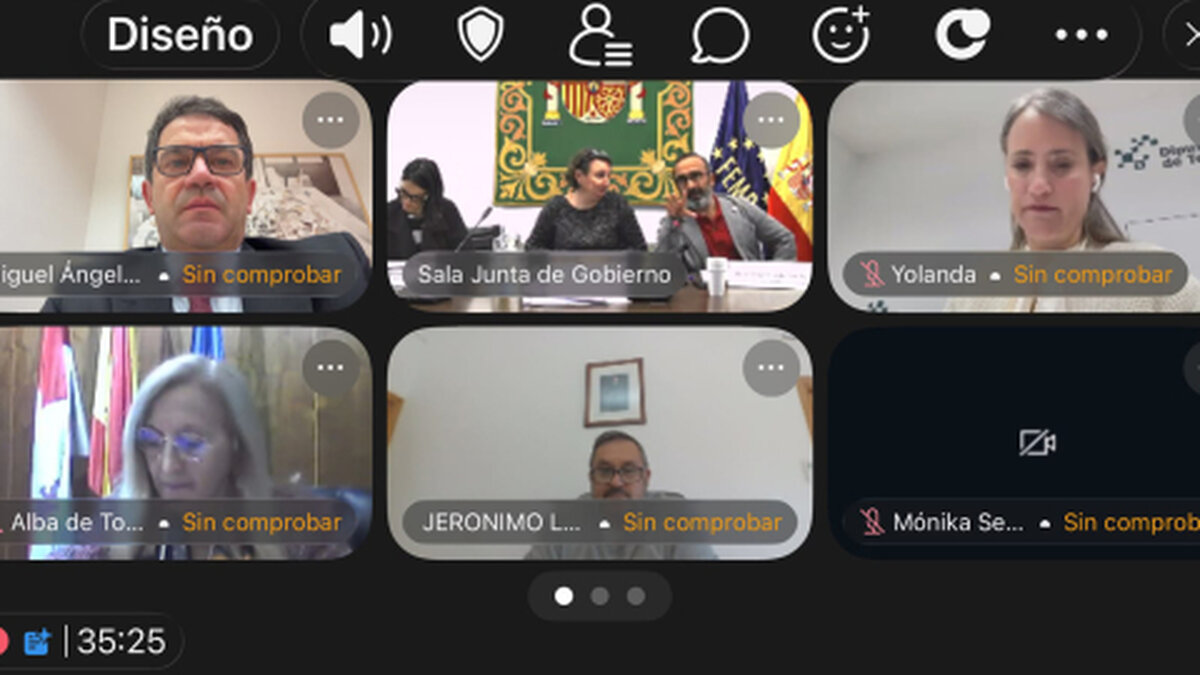Miguel Ángel Valverde, presidente de la Diputación de Ciudad Real, durante una reunión de la Comisión de Cooperación de la FEMP.