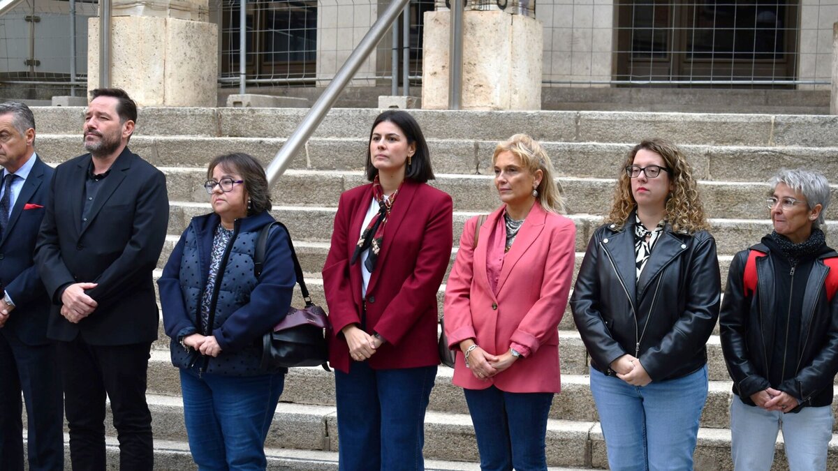 Manuela Nieto Márquez en minuto silencio 1