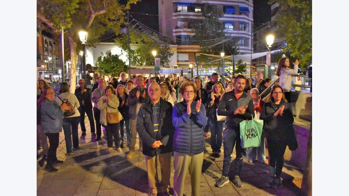 Minuto de silencio en Puertollano por las víctimas del accidente ferroviario de Urda